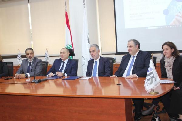 نقابة وسطاء التأمين وقعت مع سنا عقد Groupe Medical لاعضاء النقابة نقابة وسطاء التأمين وقعت مع سنا عقد Groupe Medical لاعضاء النقابة