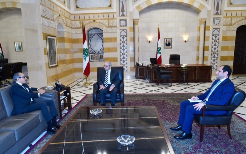 اجتمع  رئيس مجلس الوزراء الدكتور نواف سلام في السرايا مع وفد صندوق النقد الدولي برئاسة المسؤول عن الملف اللبناني إرنستو راميريز  وتم البحث في ملفي الإصلاحات والحوكمة.