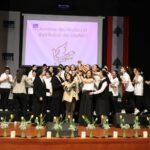 طلاب مدارس العائلة المقدسة “غنوا الرجاء” في جامعة العائلة المقدسة