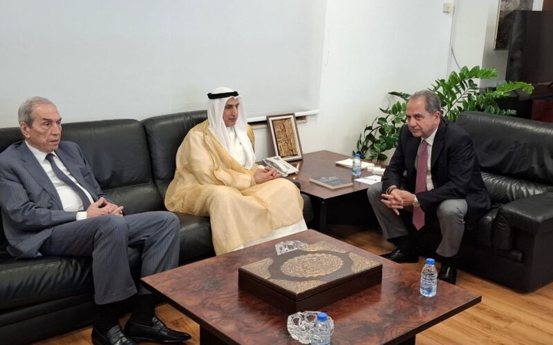 الصدي يستقبل مدير عام الصندوق العربي وسفيرة اليونان
