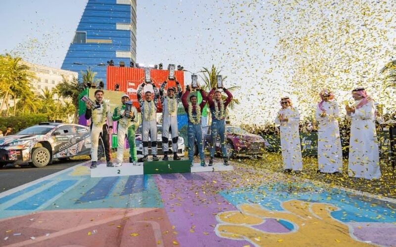 سيطرة العطية وكاريرا للفوز بـرالي السعودية  بدعم من جميل لرياضة المحركات في جدة
