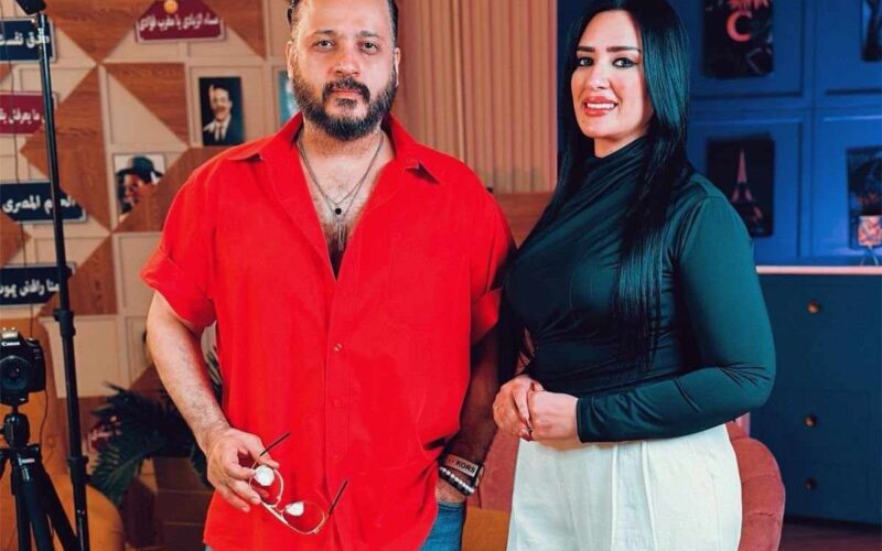 إيساف يبكي فقدان شقيقه لـ سيرا إبراهيم: “فقدانه مش بس وجع.. ده كسر مش هيتصلح”.. و” غموض”تجربة فنية مختلفة